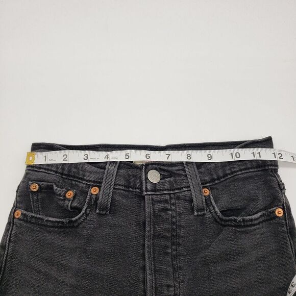 Levis Wedgie Straight Jeans Womens 26 Distressed Ripped Knee Button Fly Pants - Picture 7 of 13